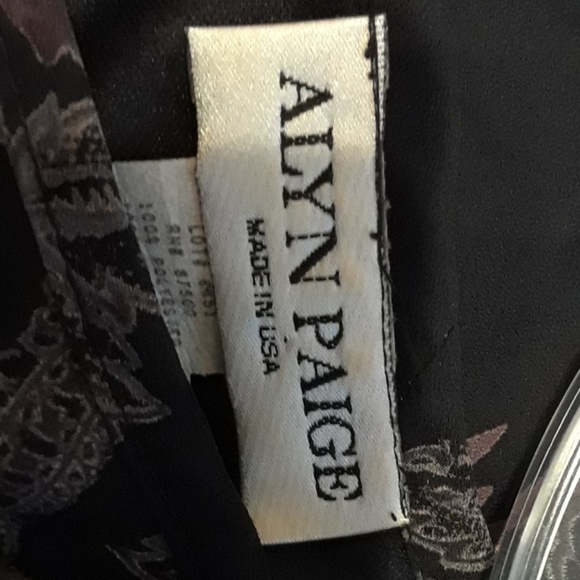 Alyn Paige Dress - Picture 5 of 5